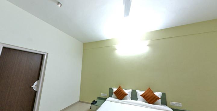 Goverdhan Greens Resort